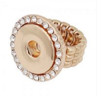 (image for) Snap Jewelry Rhinestone Halo Stretch Ring Gold Tone One-Fits-All