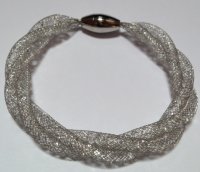 (image for) 925 Mesh Crystal Magnet Bracelet - Light Silver